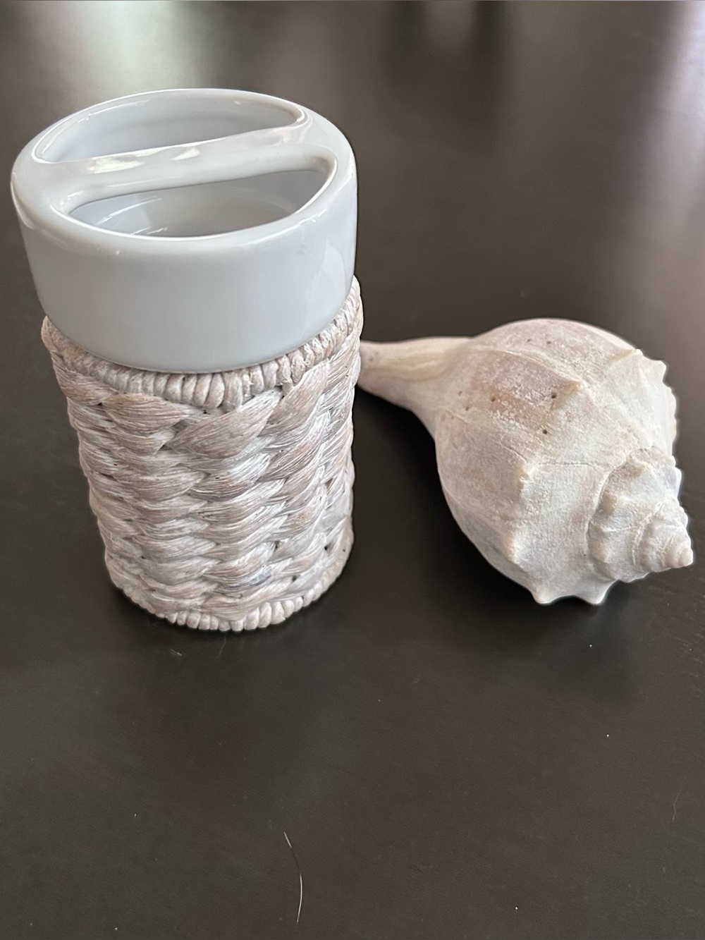 Woven Ceramic Toothbrush Holder & Shell 🐚- Bathroom Accessories